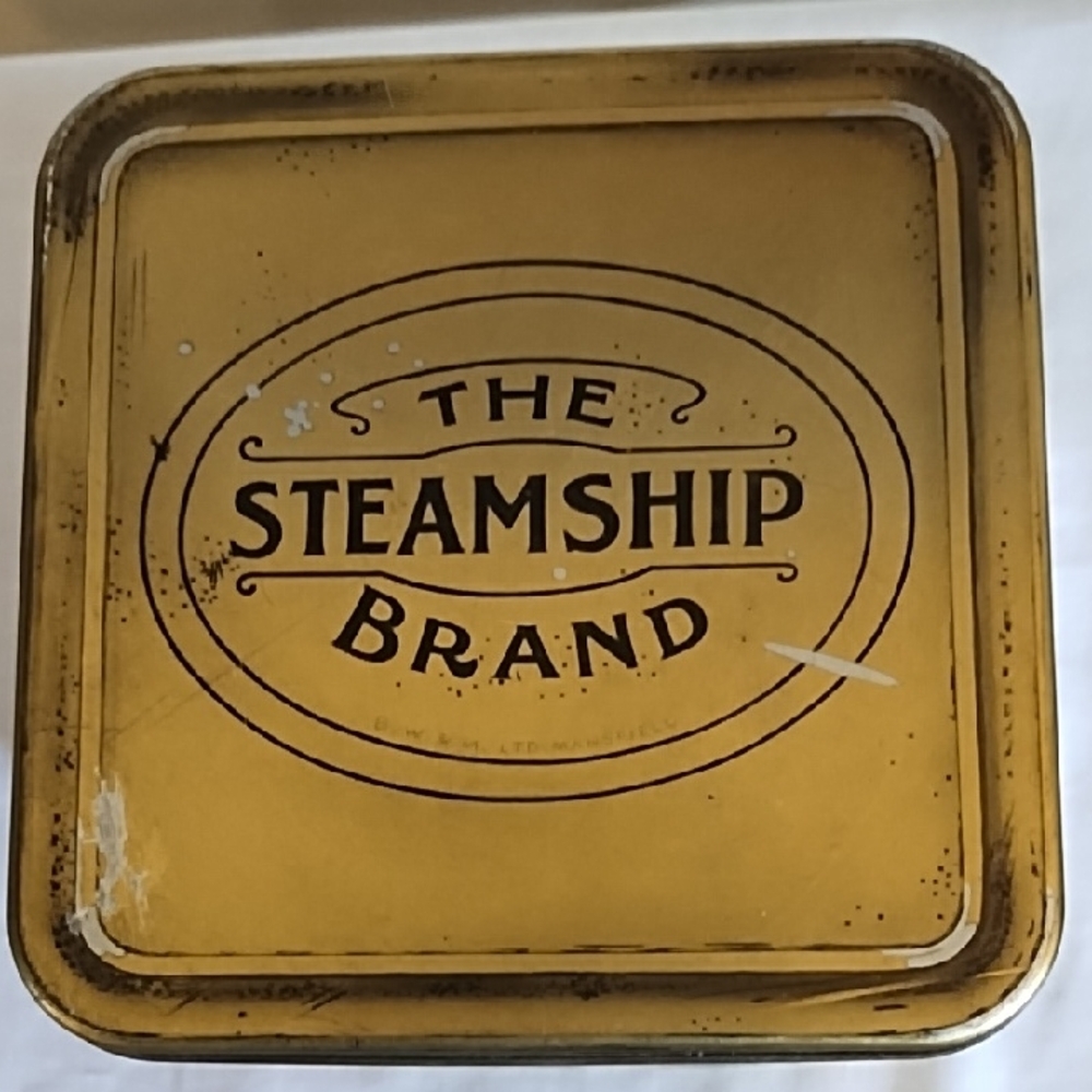 STEAMSHIP TIN - STEAMSHIP  BRAND MOLASSES VINTAGE, DEEP GREEN AND GOLD - Picture 2 of 7